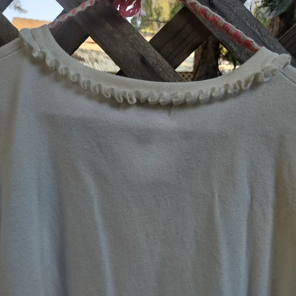 White Button-Up Cardigan Gold Buttons Grandmacore - Picture 8 of 11